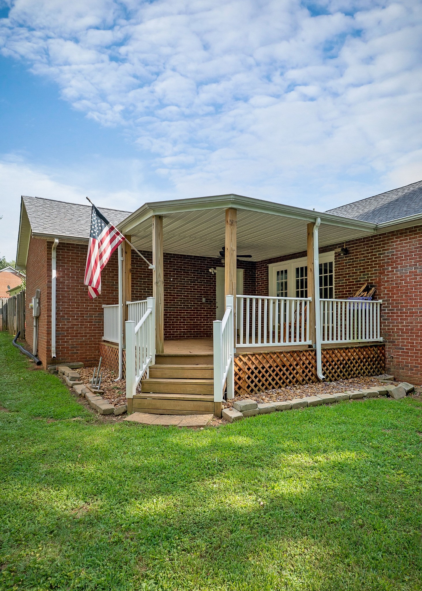 143 Old Qualls Road Cookeville, TN 38506 - Photo 7 of 40 a front view of a house with garden