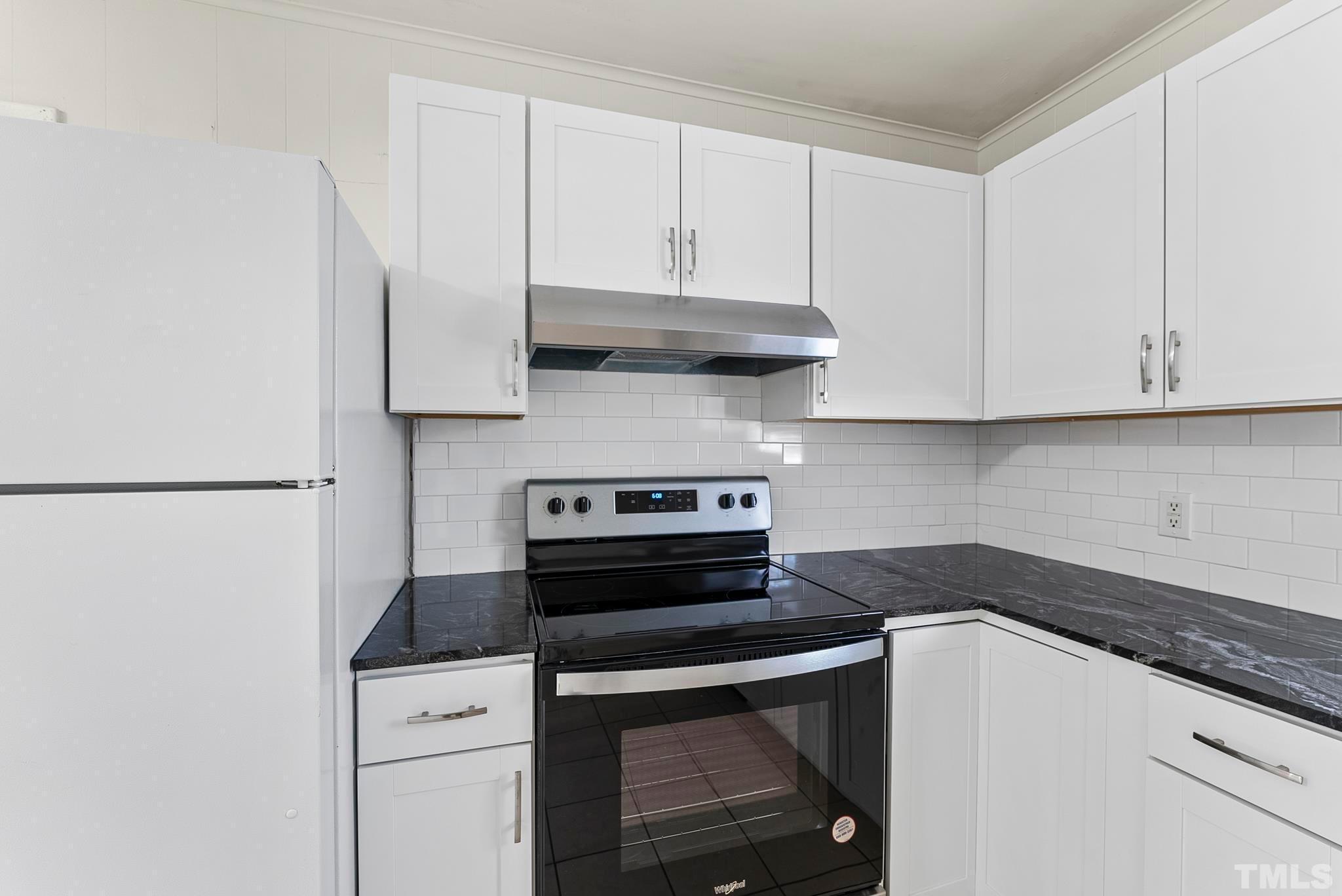 2808 Bardwell Road Raleigh, NC 27604 - Photo 12 of 25