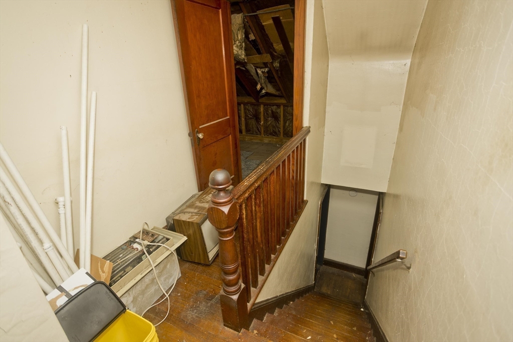 1019 Burnett Road Chicopee, MA 01020 - Photo 25 of 39