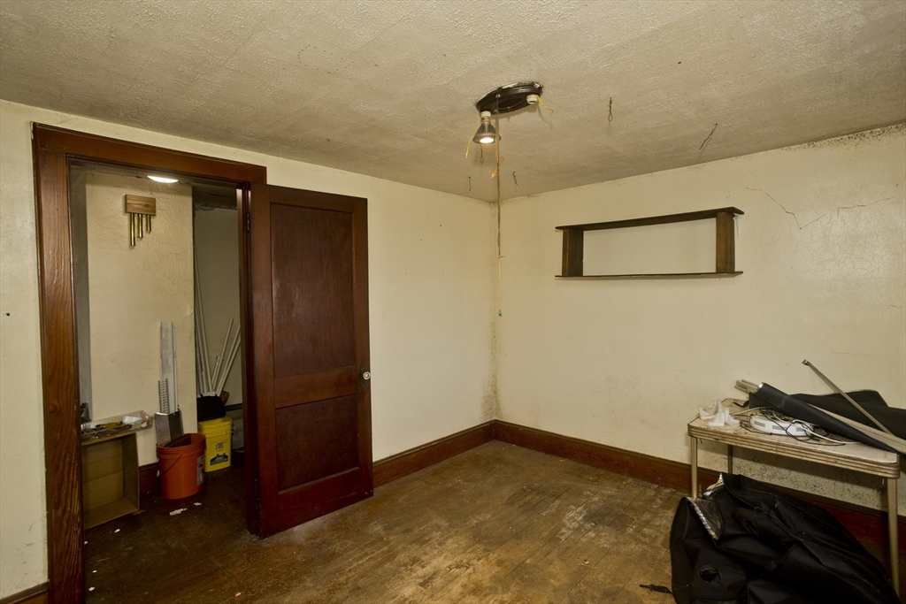 1019 Burnett Road Chicopee, MA 01020 - Photo 30 of 39