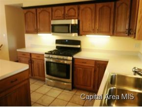 266 White Road Glenarm, IL 62536 - Photo 8 of 24 Gallery Image 8
