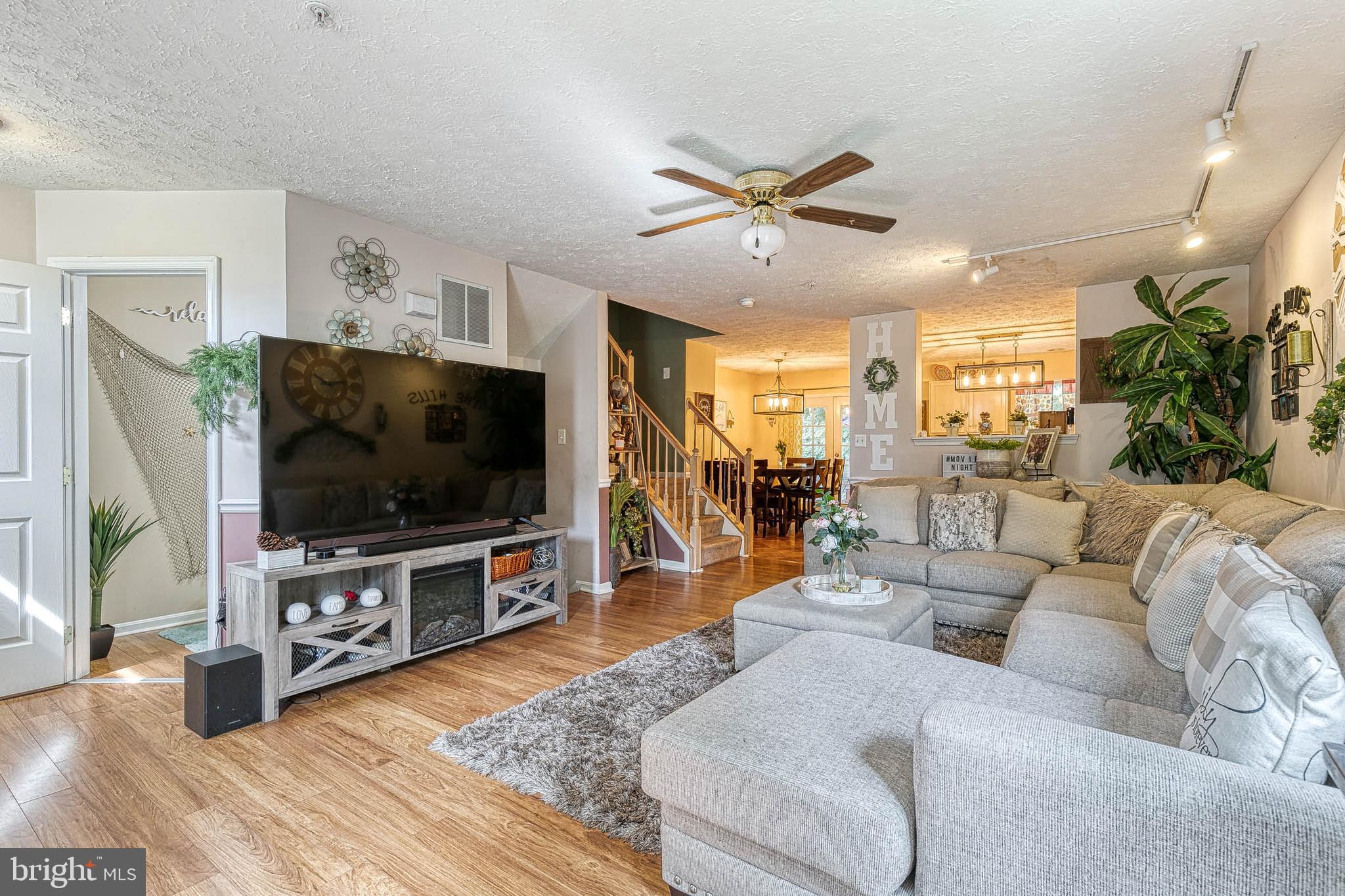 127 Carolstowne Road Reisterstown, MD 21136 - Photo 3 of 28