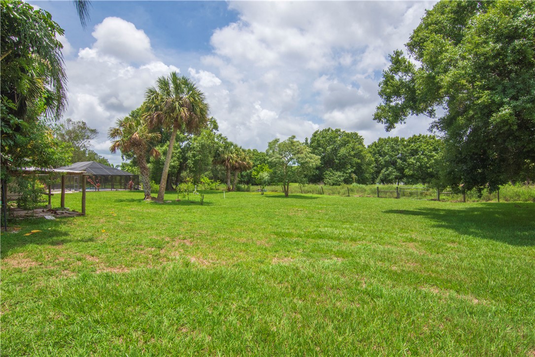 8906 Russos Road Fort Pierce, FL 34951 - Photo 25 of 28