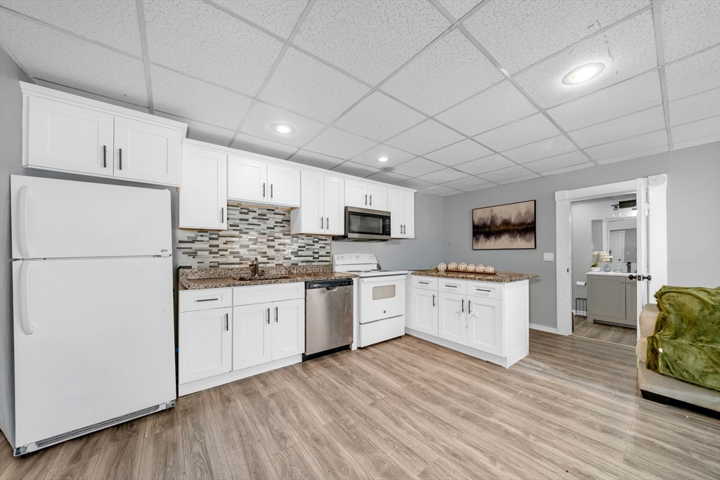 94 Main Street North Andover, MA 01845 - Photo 2 of 29