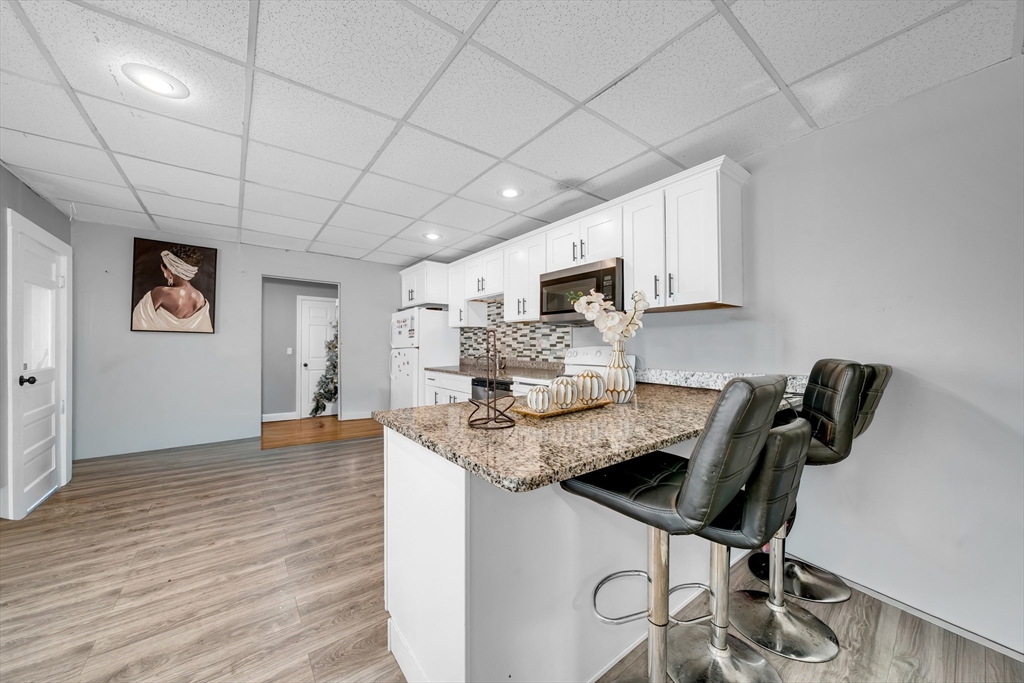 94 Main Street North Andover, MA 01845 - Photo 3 of 29