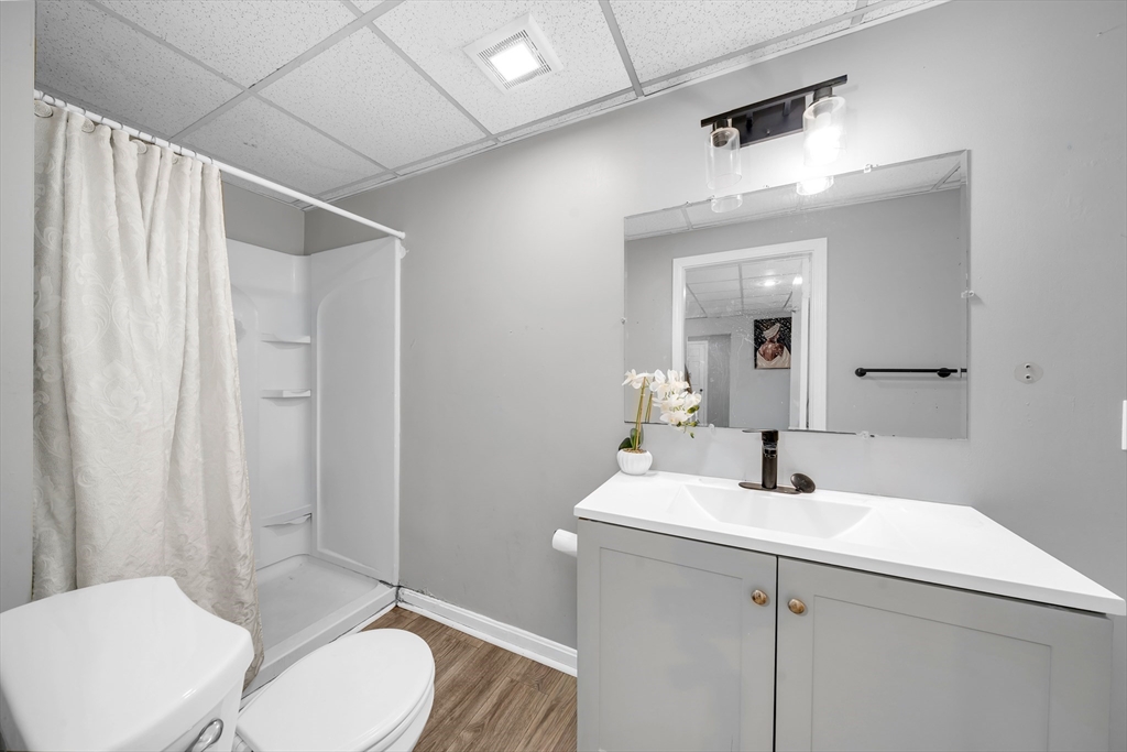 94 Main Street North Andover, MA 01845 - Photo 4 of 29