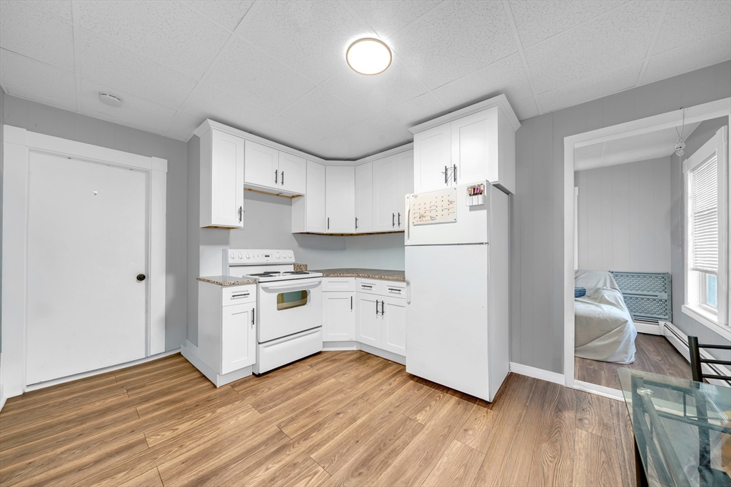 94 Main Street North Andover, MA 01845 - Photo 8 of 29