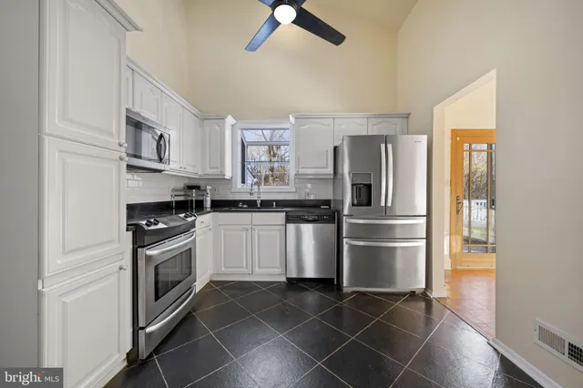 $499,800 | 922 Beaverbank Circle, Towson, MD 21286