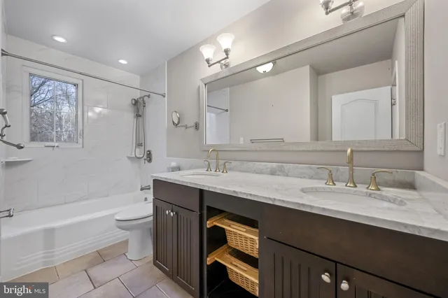 $499,800 | 922 Beaverbank Circle, Towson, MD 21286