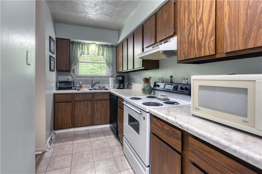 223 Stone Quarry Road, Unit B Monaca, PA 15061 - Photo 8 of 25 Gallery Image 8