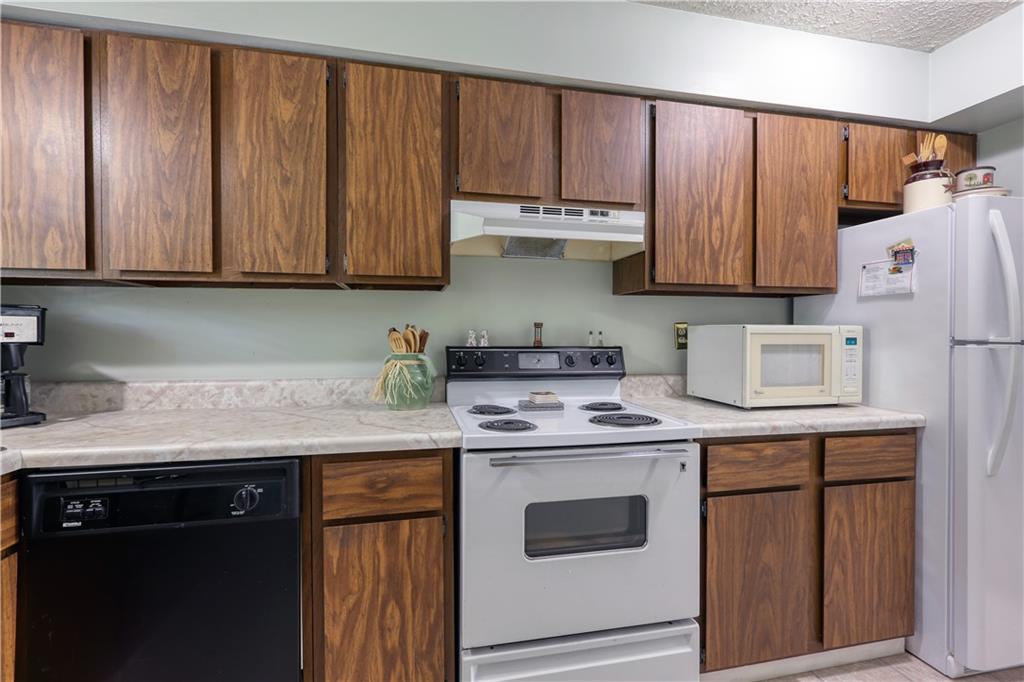 223 Stone Quarry Road, Unit B Monaca, PA 15061 - Photo 9 of 25 Gallery Image 9