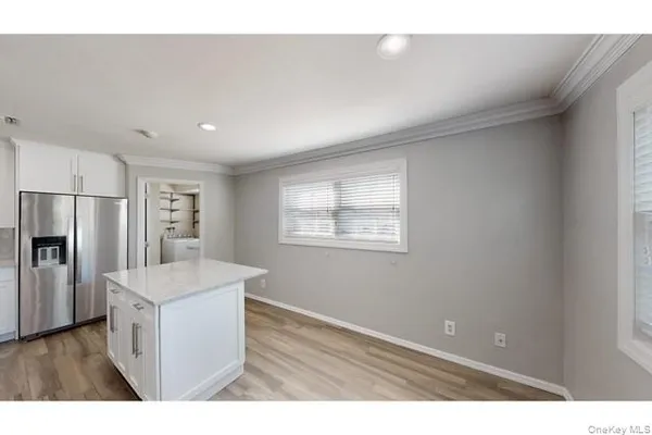 $3,785 | 137 Overlook Drive, Unit 137, Farmingville, NY 11738