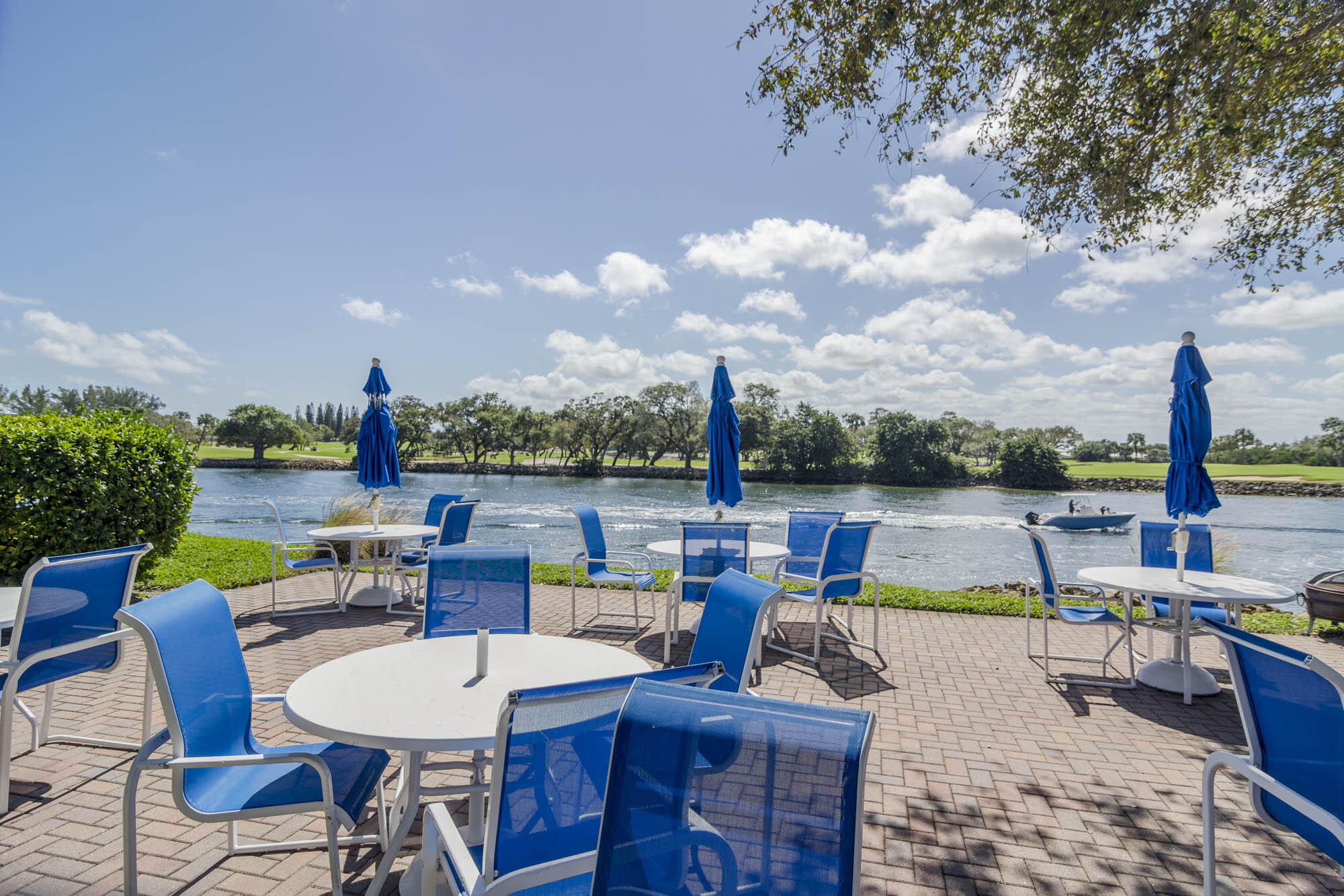 336 Golfview Road, Unit 210 North Palm Beach, FL 33408 - Photo 20 of 39 _IMG6156