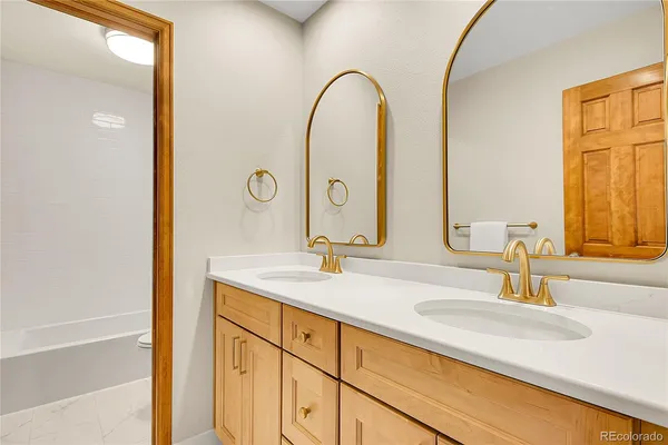 $1,199,000 | 7937 South Clayton Circle, Centennial, CO 80122