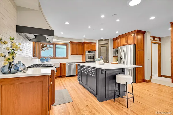 $1,199,000 | 7937 South Clayton Circle, Centennial, CO 80122