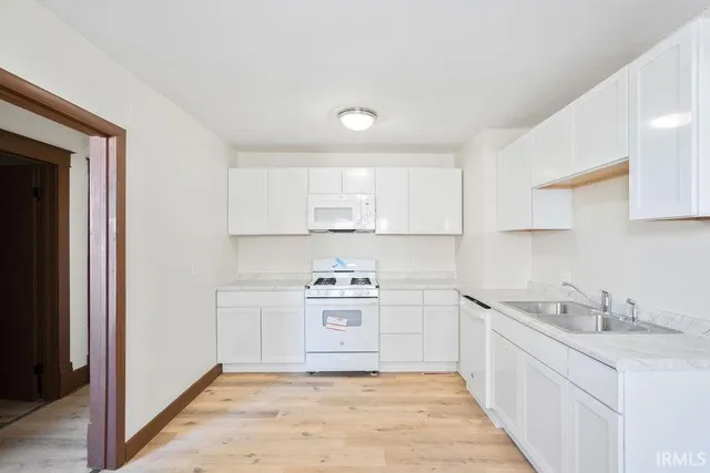 $239,900 | 1201 South Washington Street, Kokomo, IN 46902