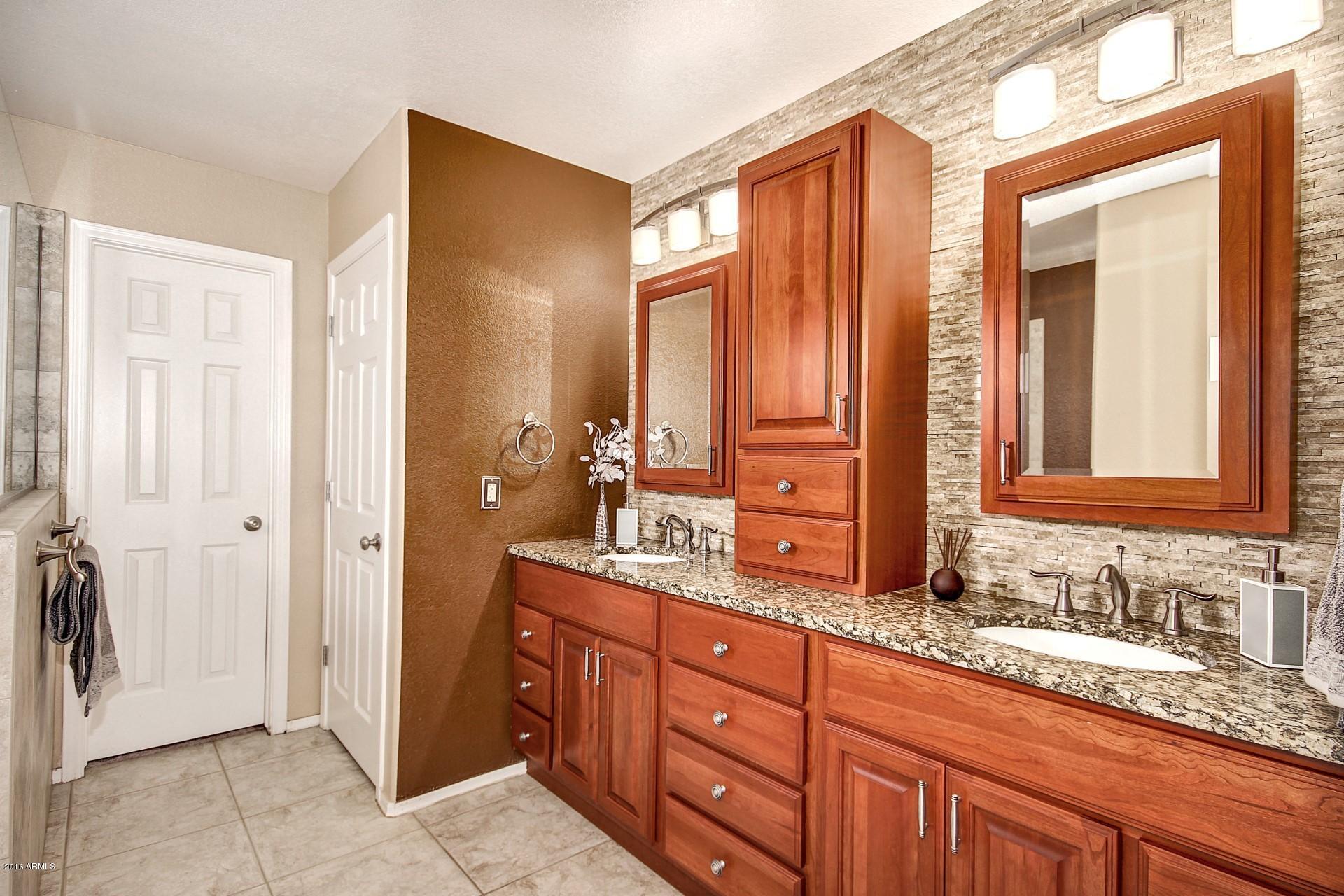 1231 East Redfield Road Gilbert, AZ 85234 - Photo 33 of 39 0033-Redfield (32)