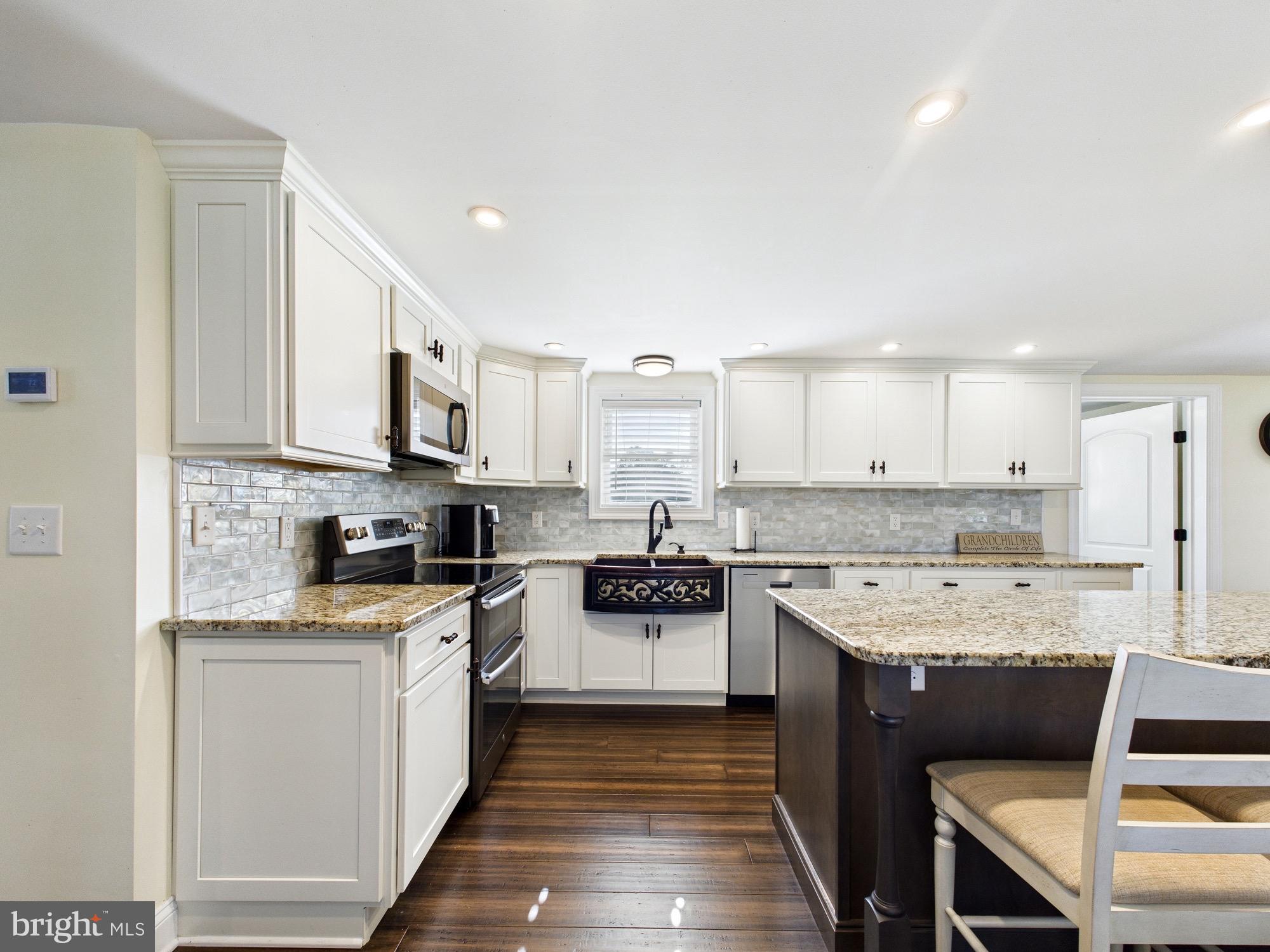 15551 Wharton Road Goldsboro, MD 21636 - Photo 14 of 80 Modern kitchen with elegant finishes.