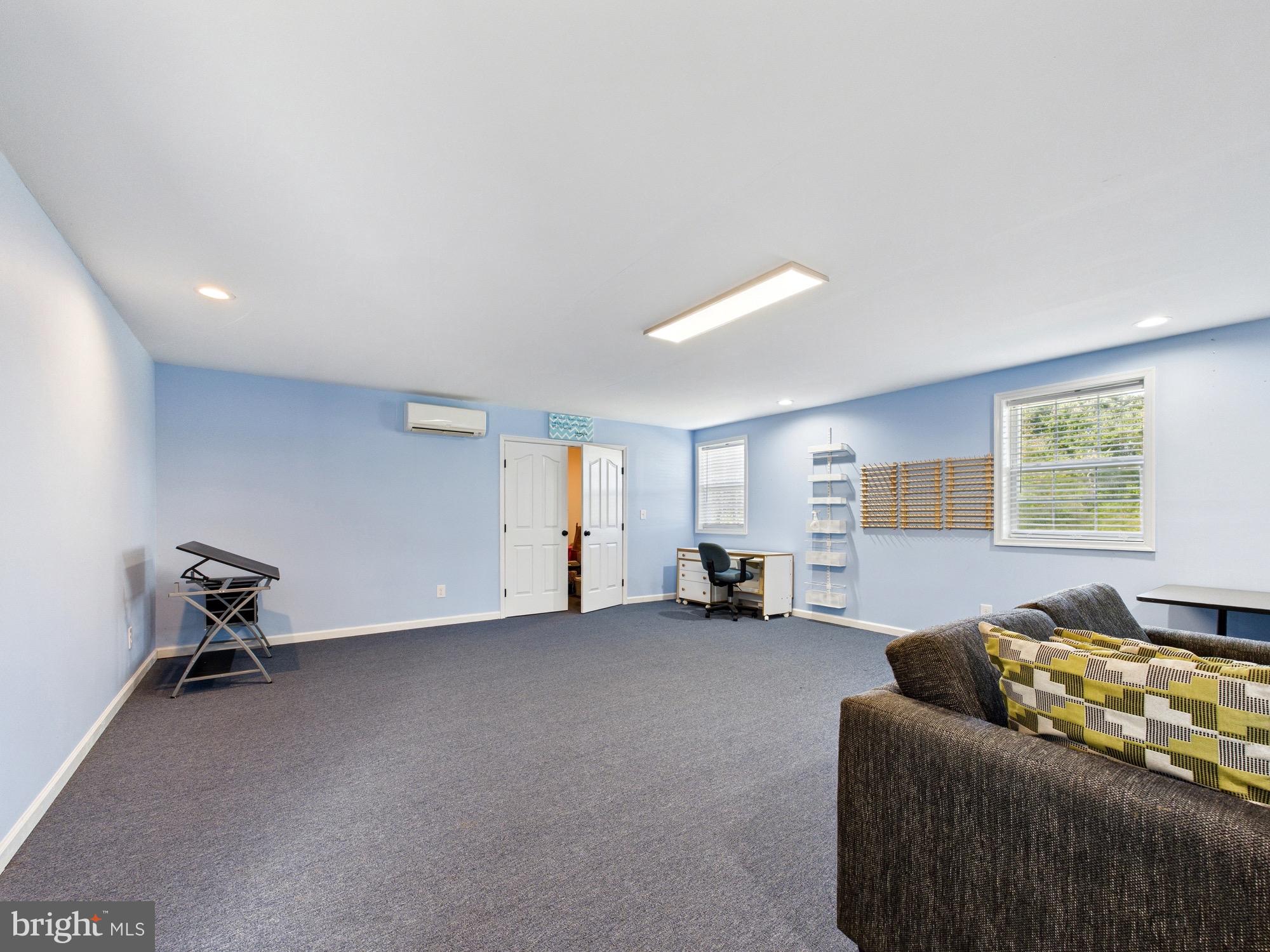 15551 Wharton Road Goldsboro, MD 21636 - Photo 56 of 80 Spacious, versatile room with serene blue walls.