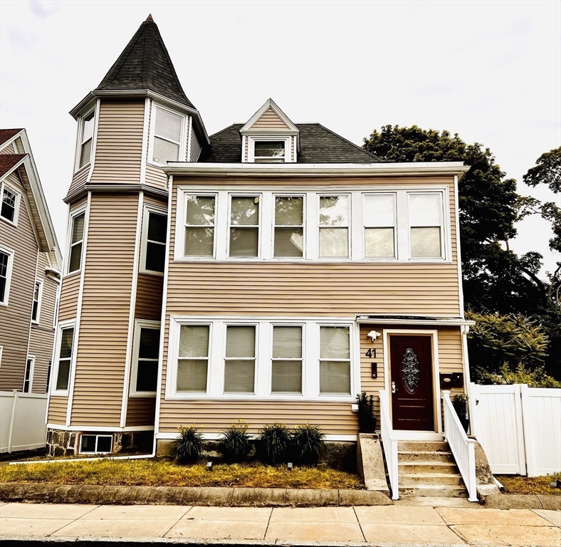 41 Gleason Street Boston, MA 02121 - Photo 2 of 40