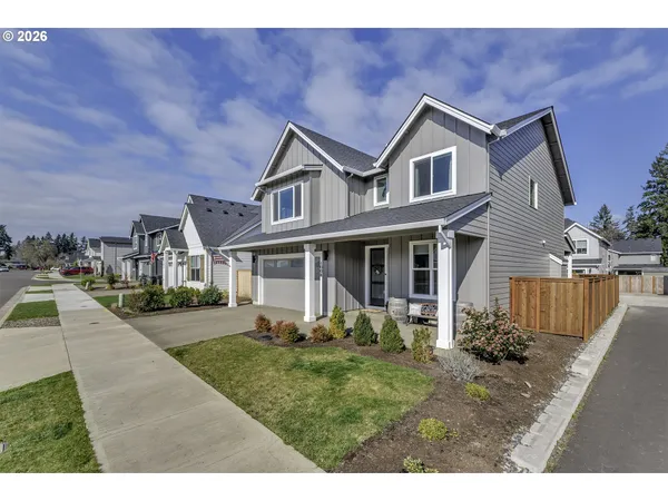 $679,900 | 1004 Northeast 17th Avenue, Canby, OR 97013