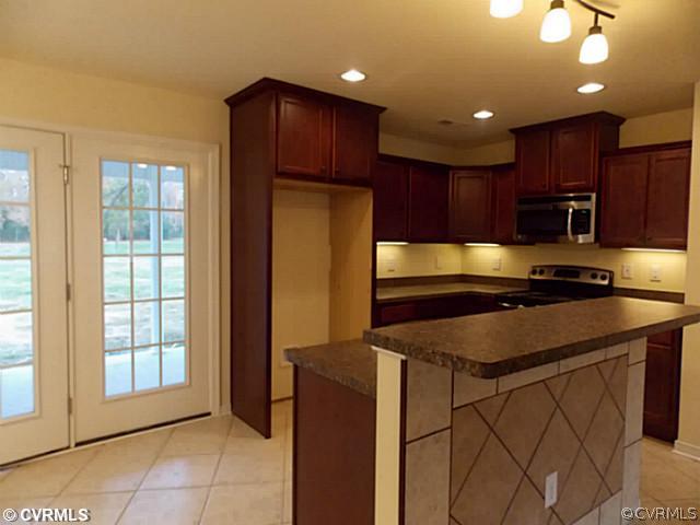 6710 River Road Petersburg, VA 23803 - Photo 6 of 12 Gallery Image 6