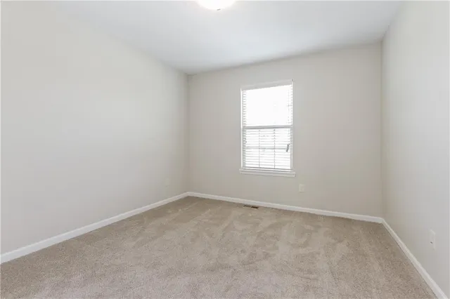 $2,225 | 801 Emerson Drive, Belton, MO 64012