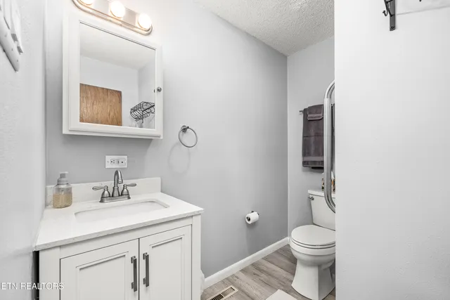 $439,900 | 3008 Seminole Loop, Crossville, TN 38572