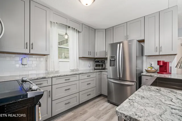 $439,900 | 3008 Seminole Loop, Crossville, TN 38572