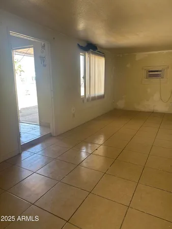 $189,900 | 6602 South 22nd Place, Phoenix, AZ 85042