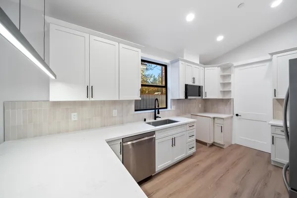 $1,187,000 | 1078 Reno Avenue, South Lake Tahoe, CA 96150