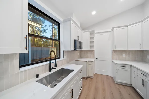 $1,187,000 | 1078 Reno Avenue, South Lake Tahoe, CA 96150