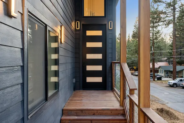 $1,187,000 | 1078 Reno Avenue, South Lake Tahoe, CA 96150