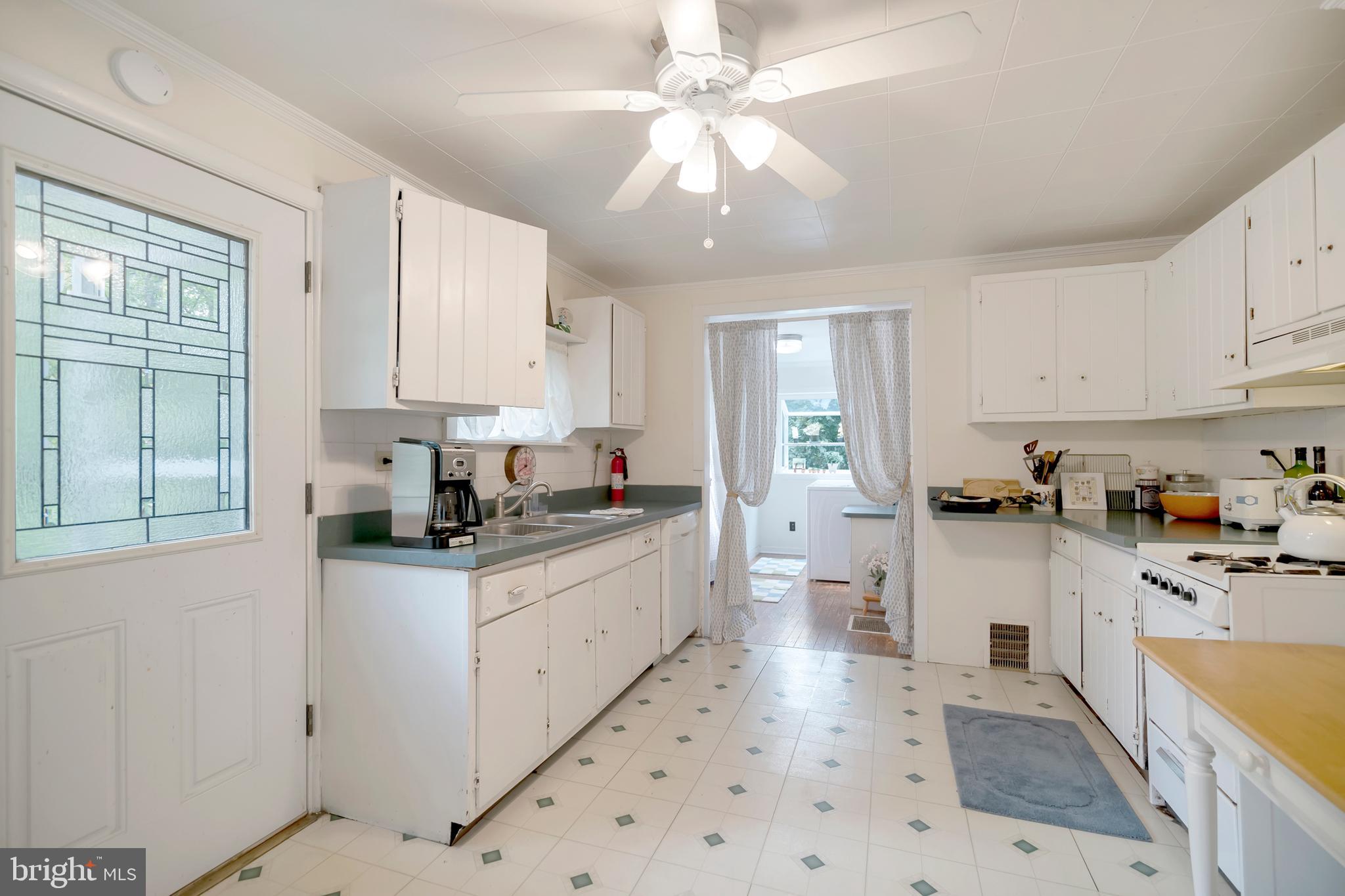 377 North Post Road Princeton Junction, NJ 08550 - Photo 12 of 29