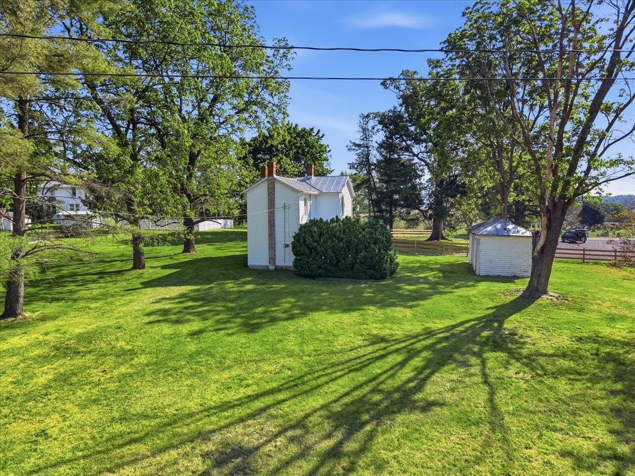 5096 Battlefield Road Harrisonburg, VA 22801 - Photo 34 of 38 a front view of a house with garden