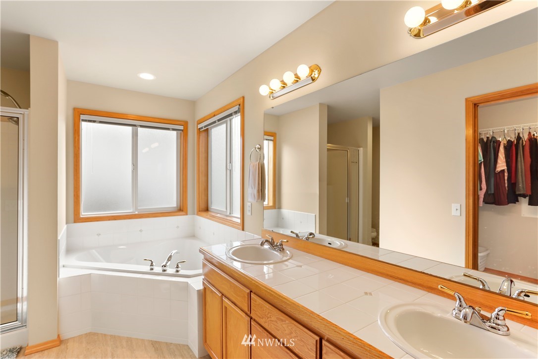 1130 184th Place Southeast Bothell, WA 98012 - Photo 24 of 30 Gallery Image 24