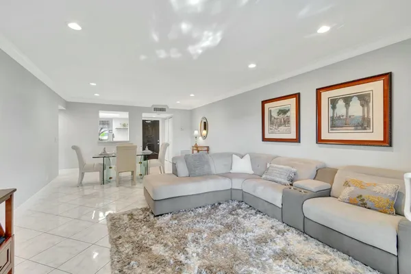 $1,895 | 14823 Cumberland Drive, Unit 202 BLDG M, Delray Beach, FL 33446