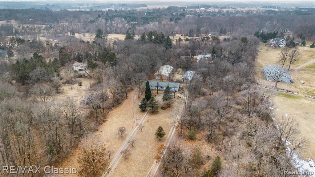 9800 Moon Road Saline, MI 48176 - Photo 34 of 38