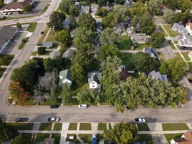 $249,900 | 716 1st Street Northwest, Faribault, MN 55021