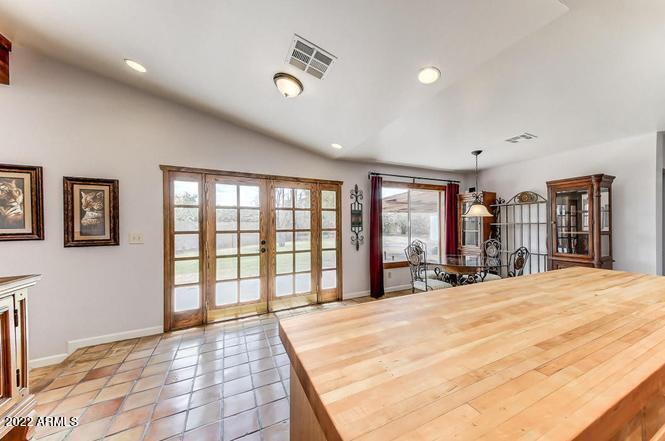 137 East Fremont Drive Tempe, AZ 85282 - Photo 16 of 35 Fremont16-Dining