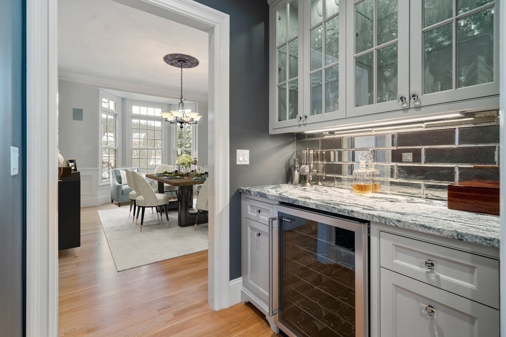 8 Stonegate Lane Dover, MA 02030 - Photo 15 of 42