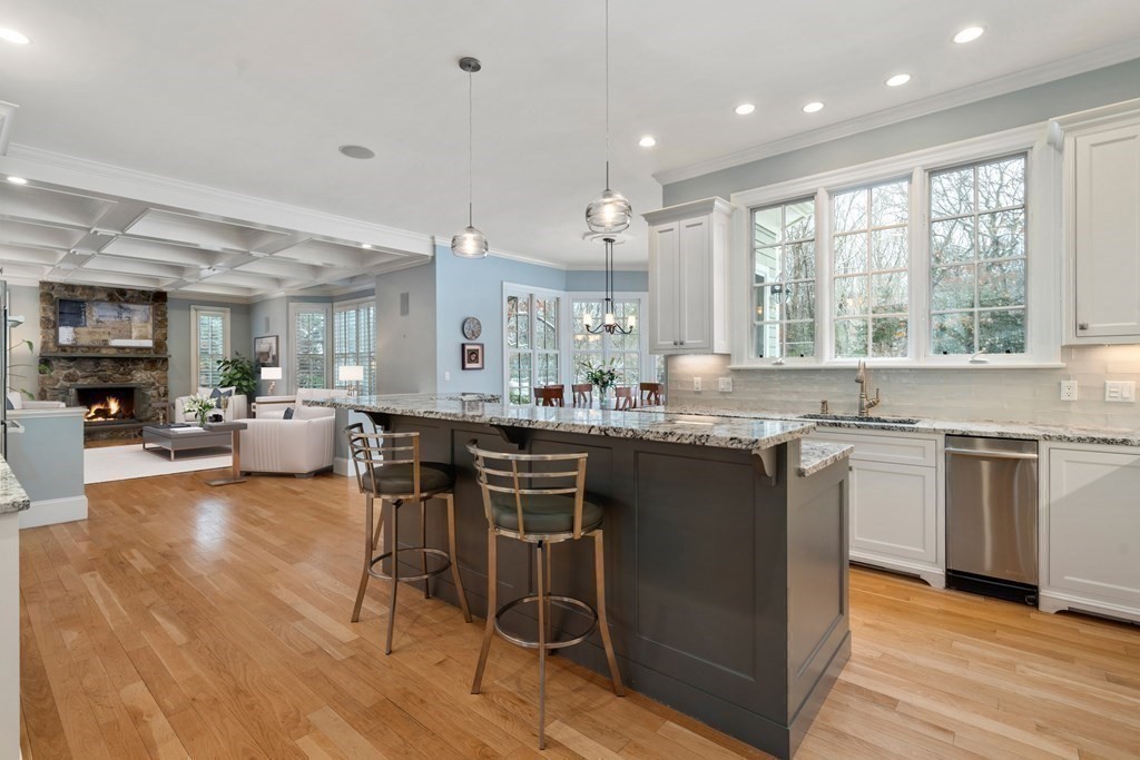 8 Stonegate Lane Dover, MA 02030 - Photo 7 of 42