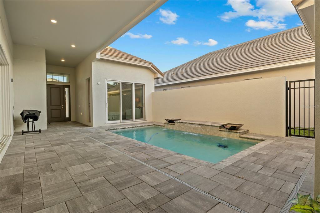 168 Hampton Loop Davenport, FL 33837 - Photo 5 of 44