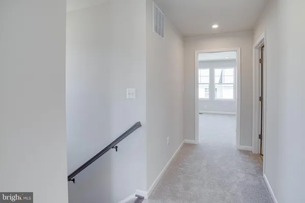 $2,950 | 3978 Shire Meadow Lane, Triangle, VA 22172