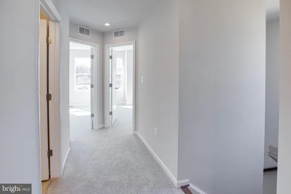 $2,950 | 3978 Shire Meadow Lane, Triangle, VA 22172