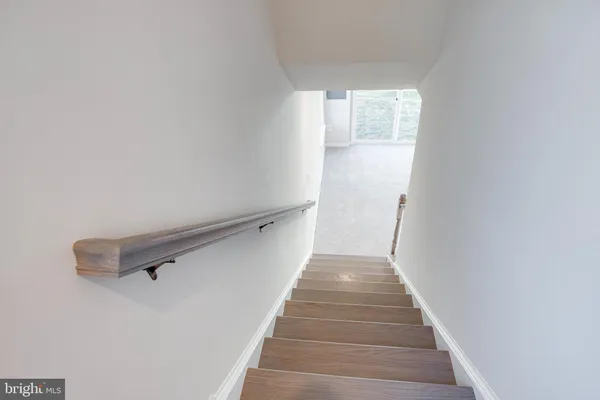 $2,950 | 3978 Shire Meadow Lane, Triangle, VA 22172