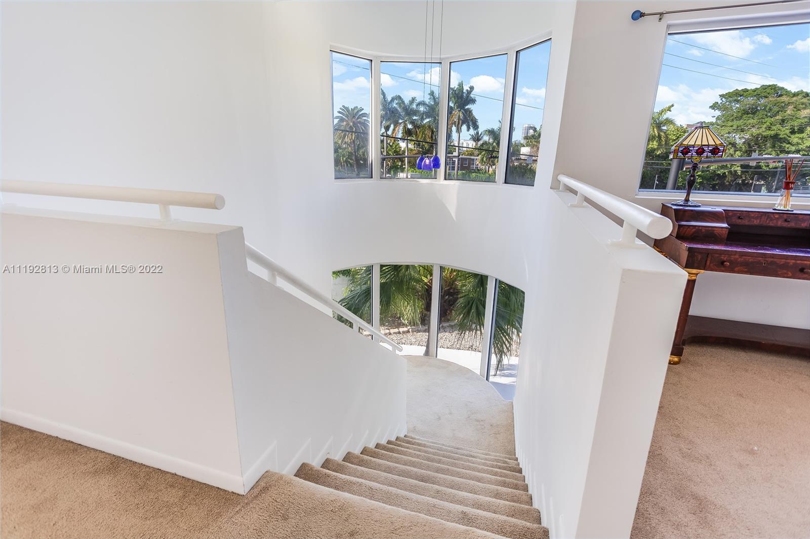 6180 Pine Tree Drive Miami Beach, FL 33140 - Photo 14 of 32