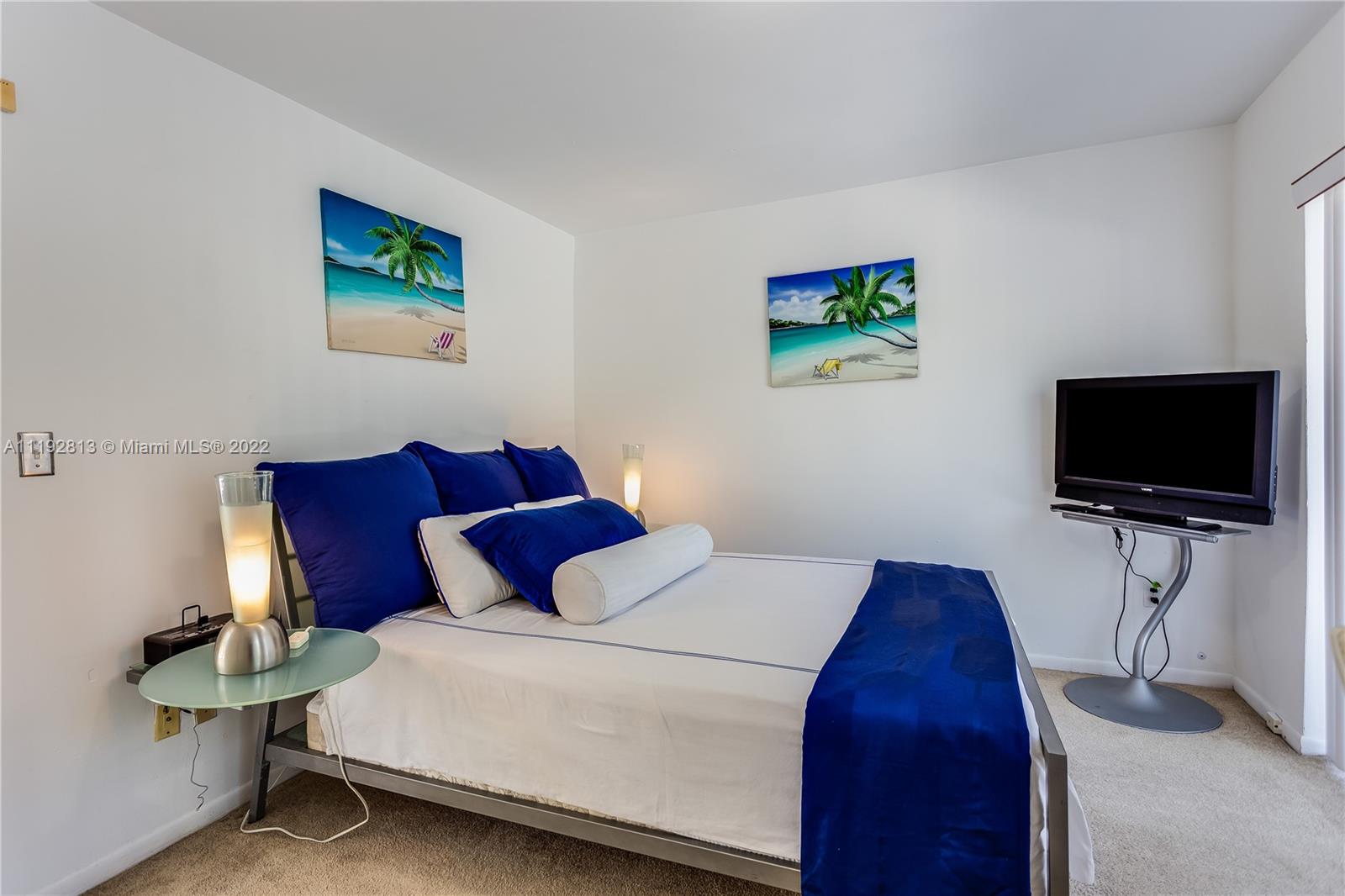 6180 Pine Tree Drive Miami Beach, FL 33140 - Photo 29 of 32