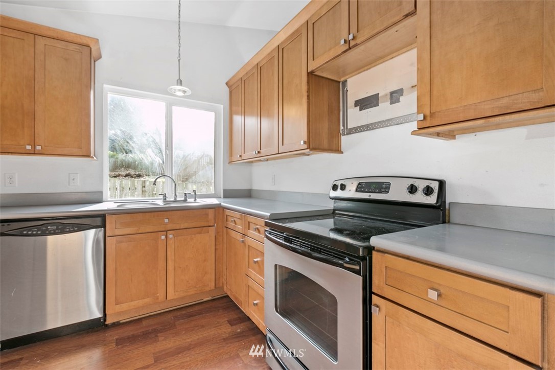 23011 20th Avenue Southeast Bothell, WA 98021 - Photo 17 of 23 Gallery Image 17