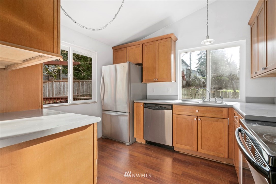 23011 20th Avenue Southeast Bothell, WA 98021 - Photo 9 of 23 Gallery Image 9
